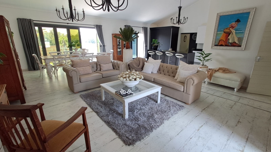 4 Bedroom Property for Sale in Vaal de Grace Golf Estate North West